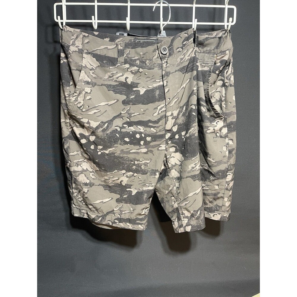 Champs Men’s Camo Silky Shorts Sz 38 Button Close 0139